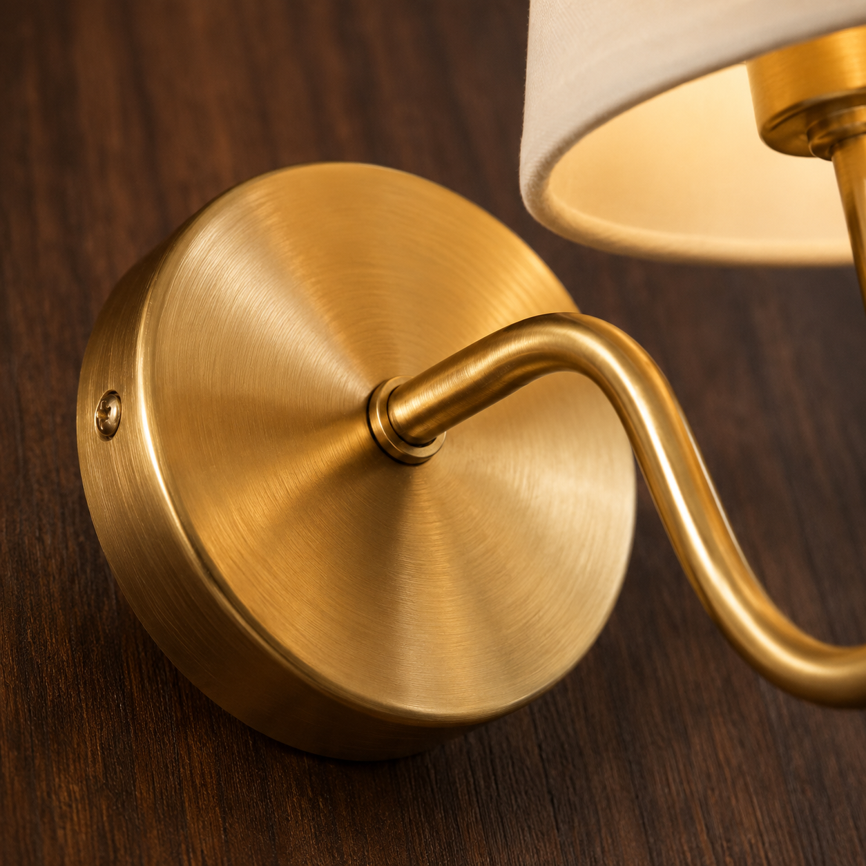 Hytte vintage wall light styled in a warm living room